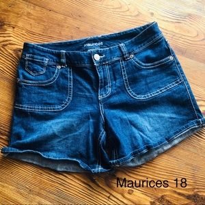 Maurices 18 shorts